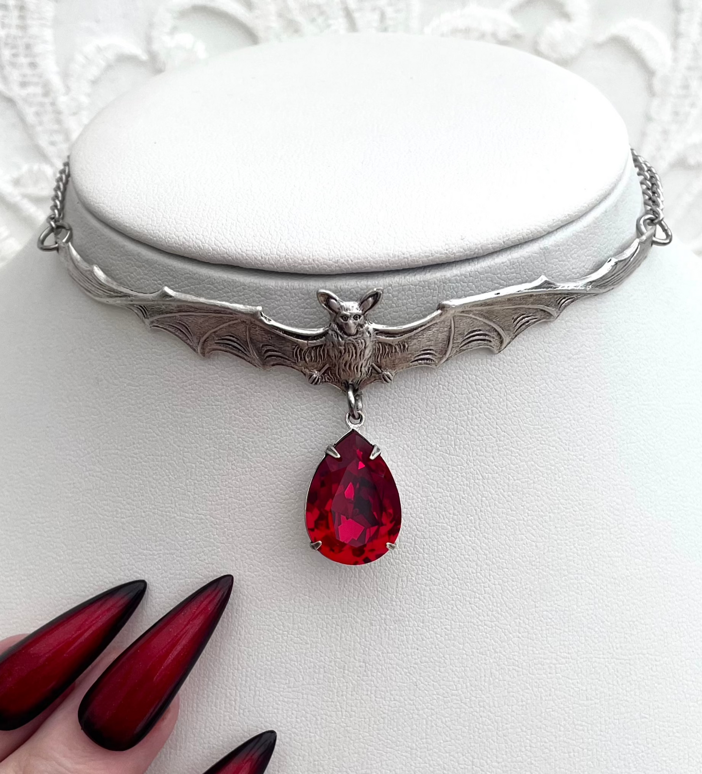 'Eternal Twilight' Necklace (Blood Red)