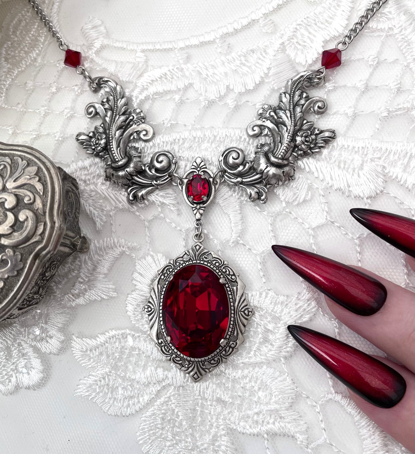 'Aurora' Necklace (Blood Red)