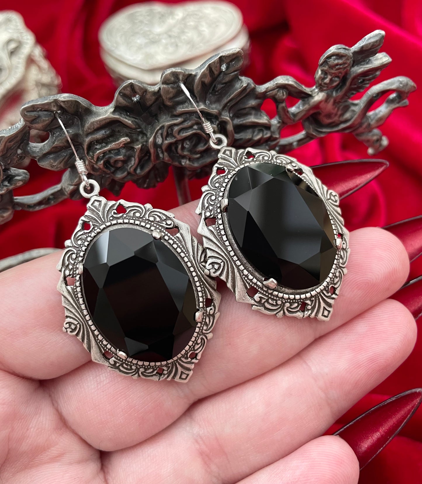'Aurora' Earrings (Death Black)