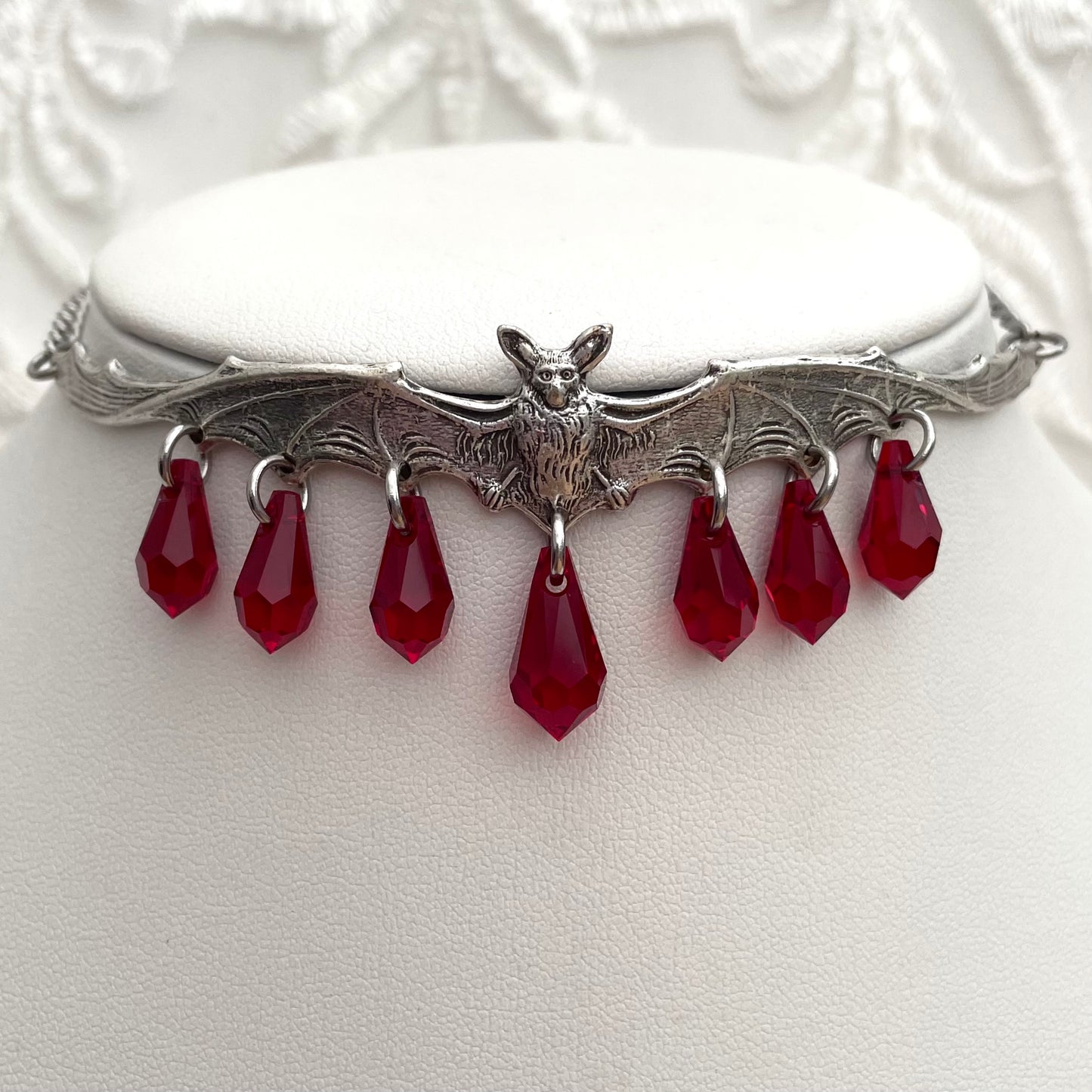 'Twilight's Kiss' Necklace (Blood Red) *Revamped*