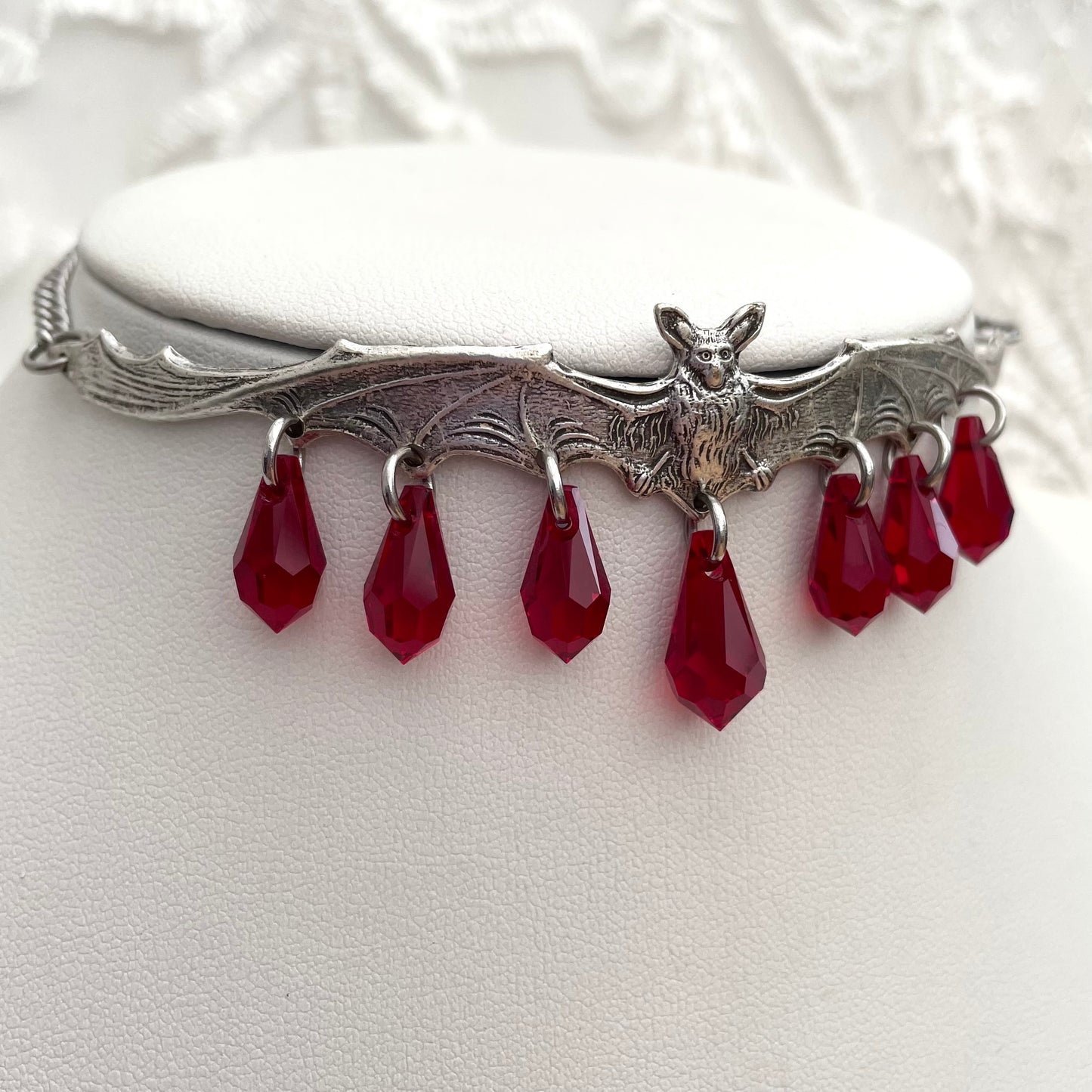 'Twilight's Kiss' Necklace (Blood Red) *Revamped*