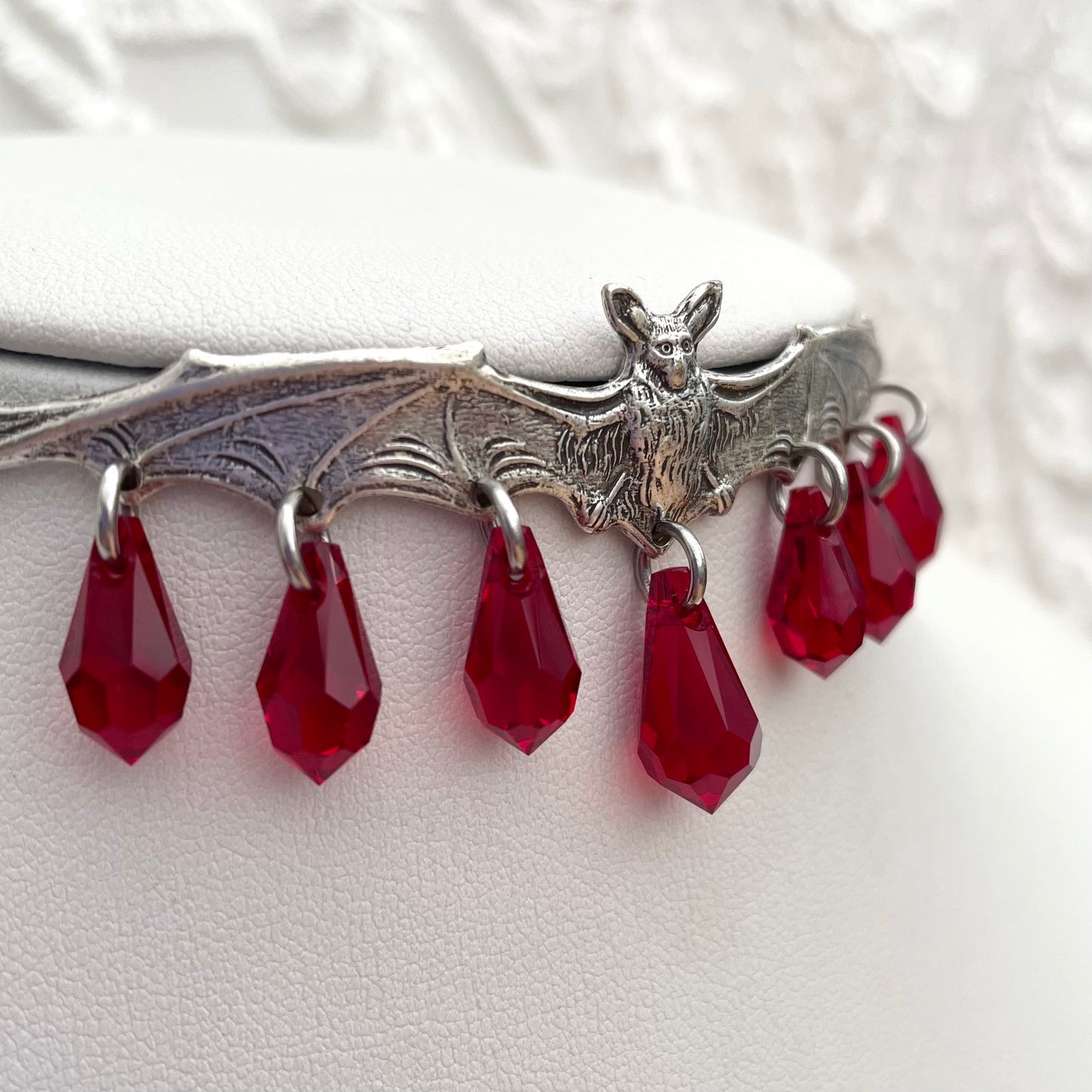 'Twilight's Kiss' Necklace (Blood Red) *Revamped*