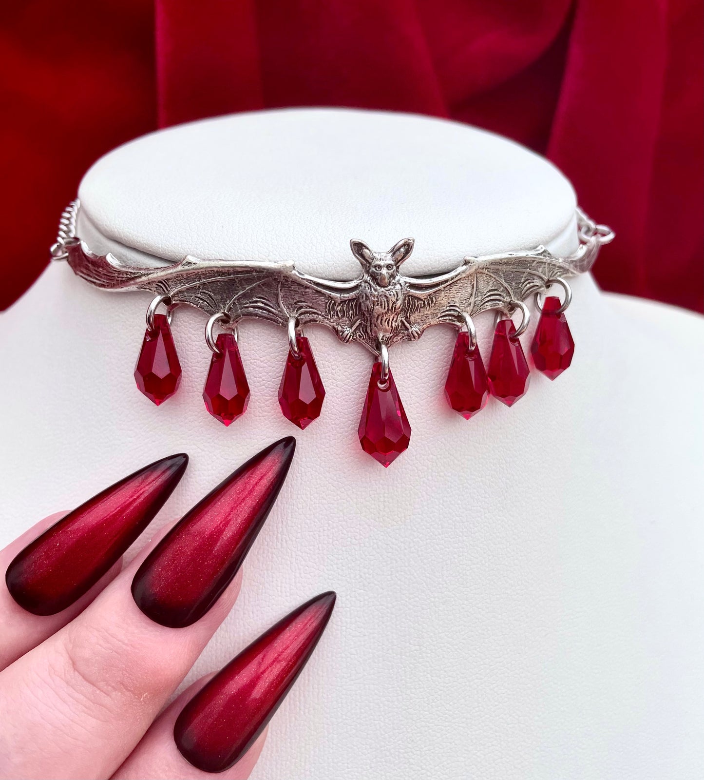 'Twilight's Kiss' Necklace (Blood Red) *Revamped*