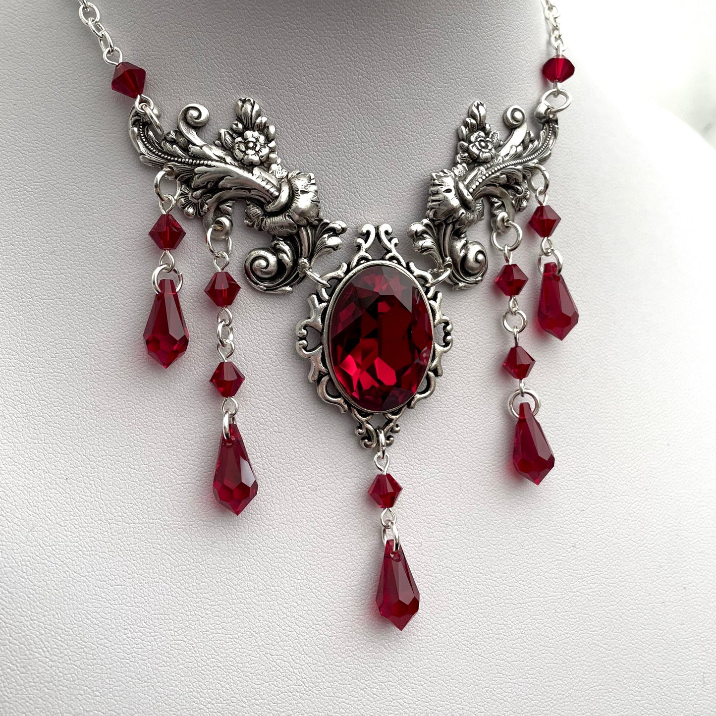 Gothic drop necklace, red drop necklace, necklace with red drops, silver necklace with drops, gothic necklace, goth necklace, goth jewellery, goth jewelry, vampire necklace, vampire choker, vampire drop necklace, blood drop necklace, blood drop choker