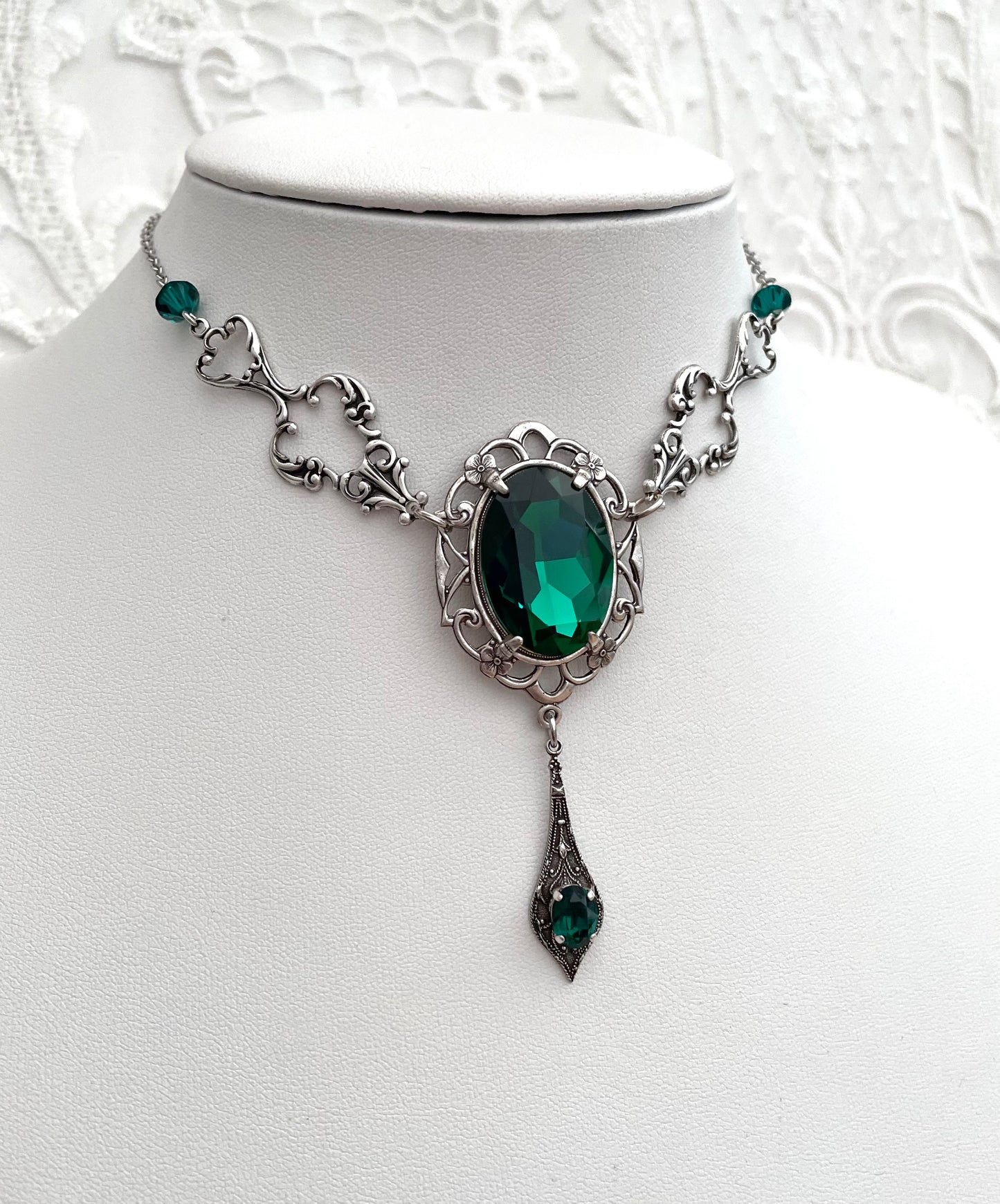 'Vladamina' Necklace (Poison Emerald)