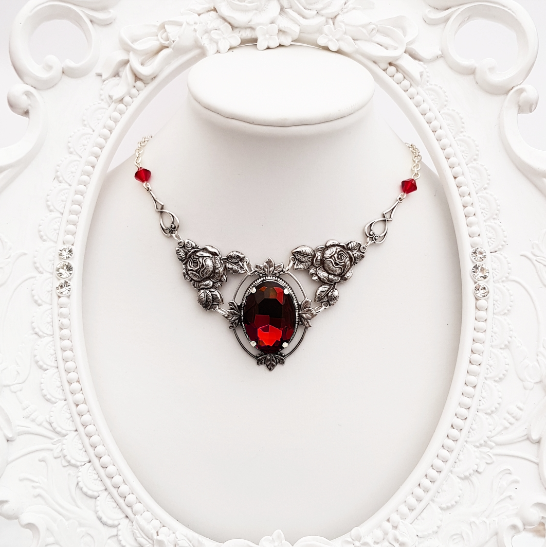 Ophelia Necklace Passion Red Darkling Beloved