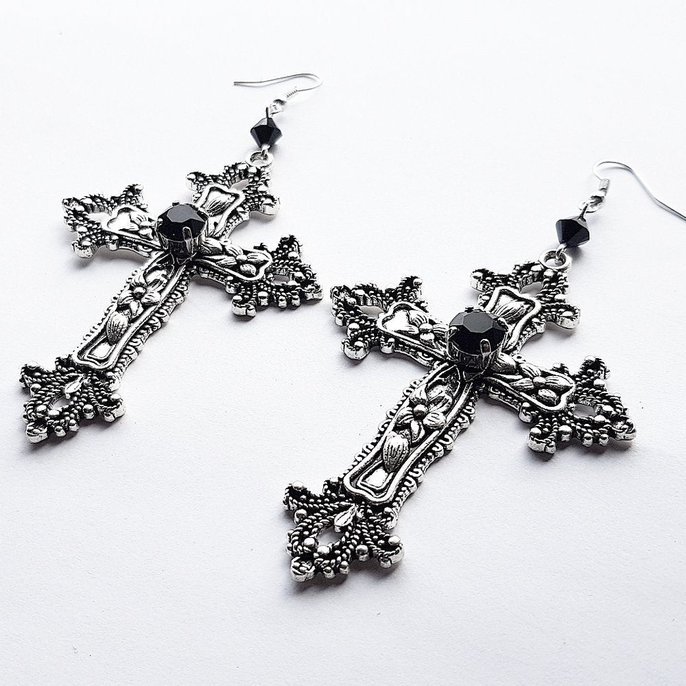 'Sanctus Mortum' Earrings (Death Black)