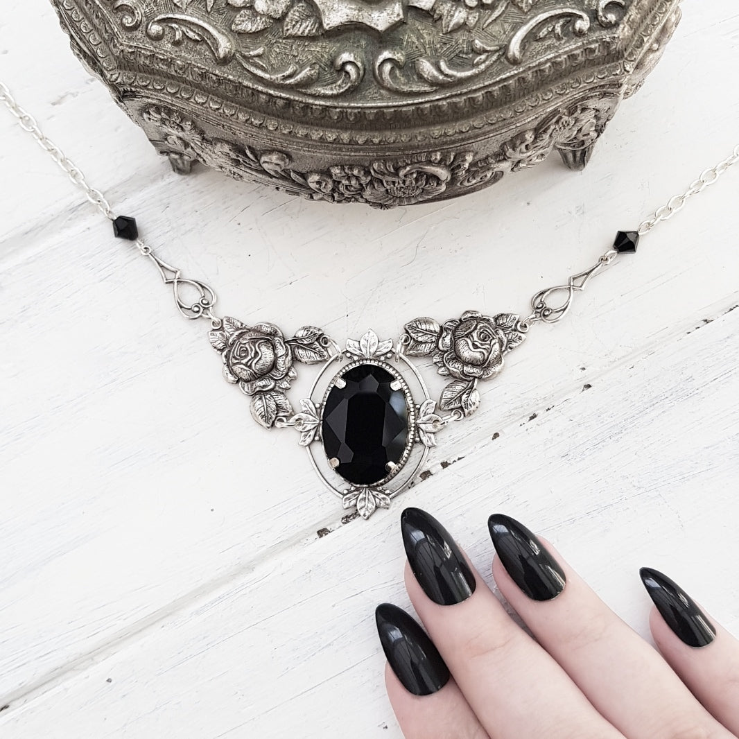 'Ophelia' Necklace (Death Black)