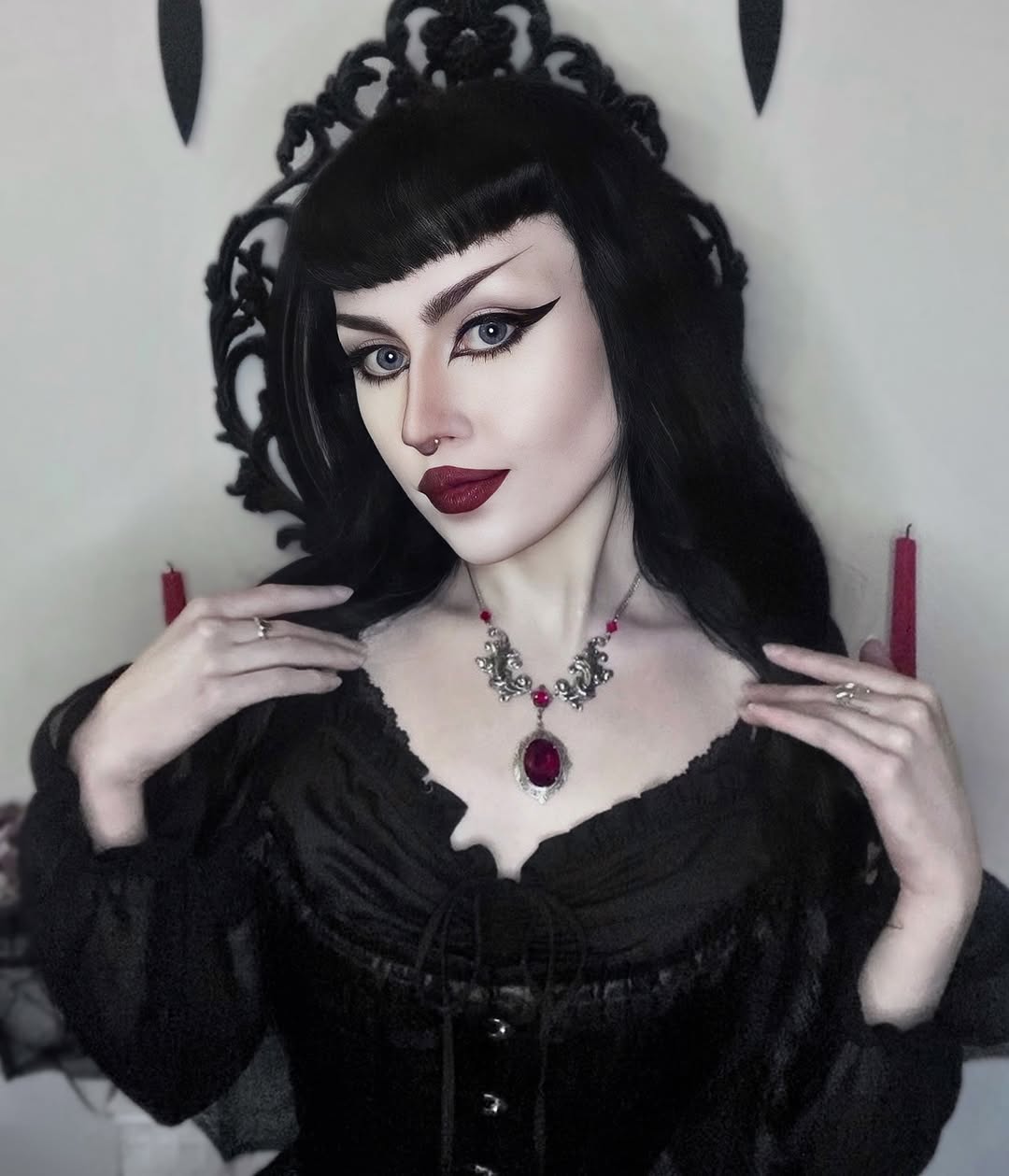 'Aurora' Necklace (Blood Red)