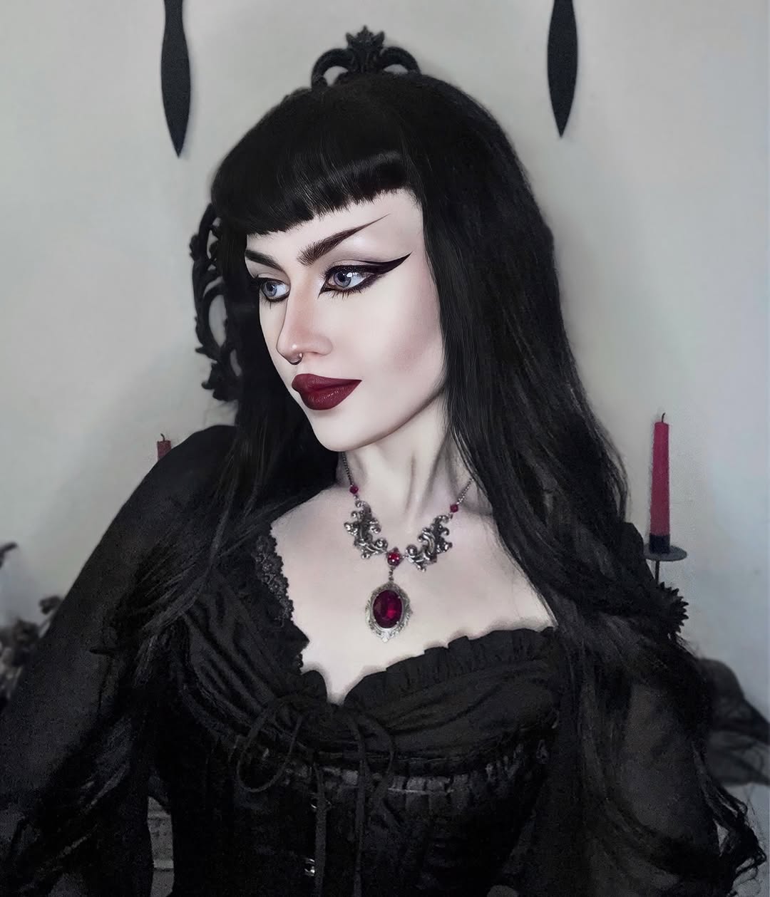 'Aurora' Necklace (Blood Red)