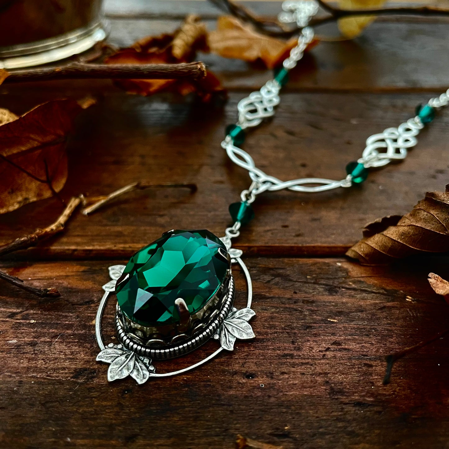 'Arinien' Necklace (Ivy Emerald)
