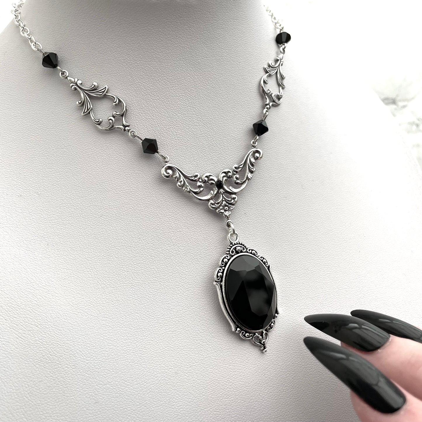 'Lenore' Necklace (Death Black)