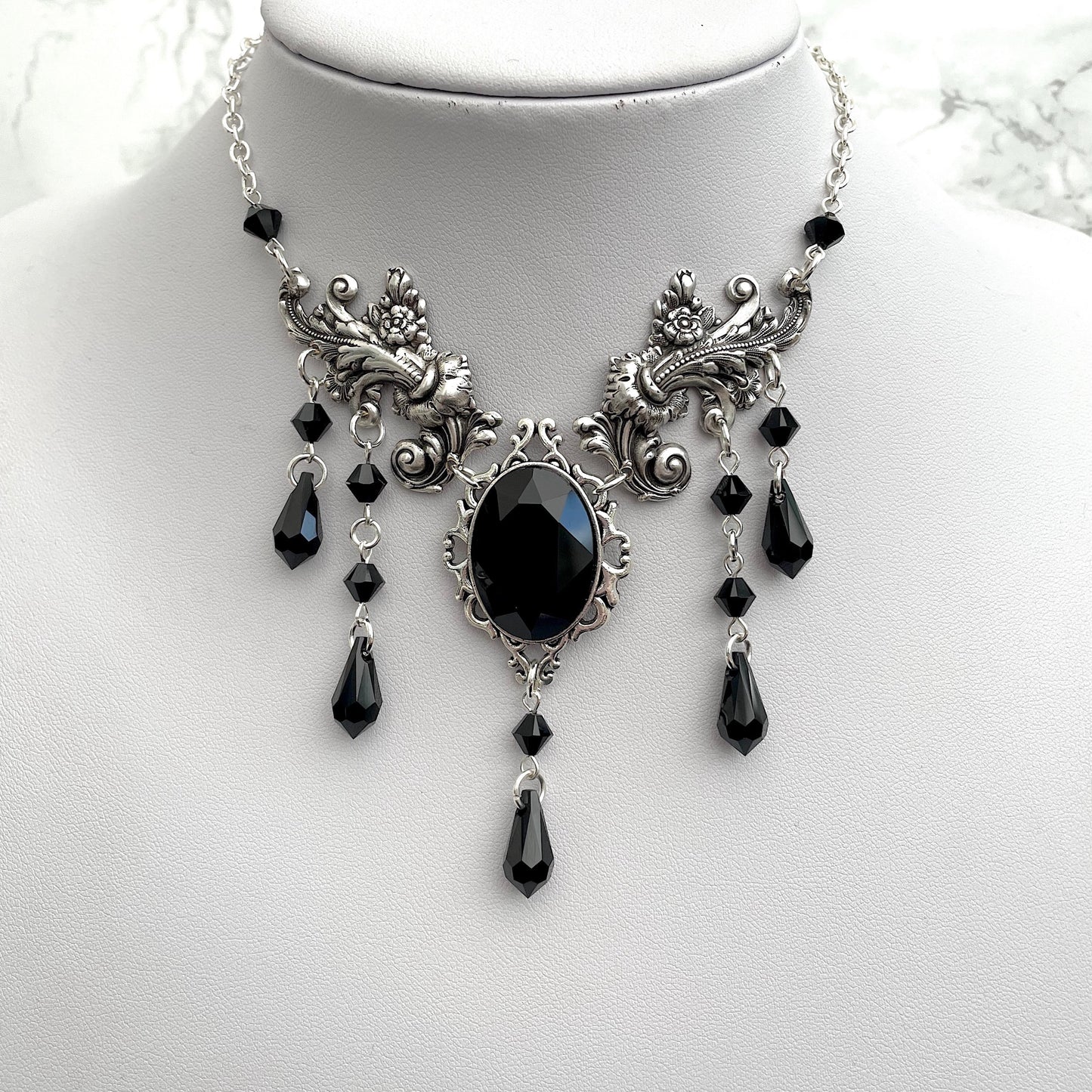 'Anastasia' Necklace (Death Black)