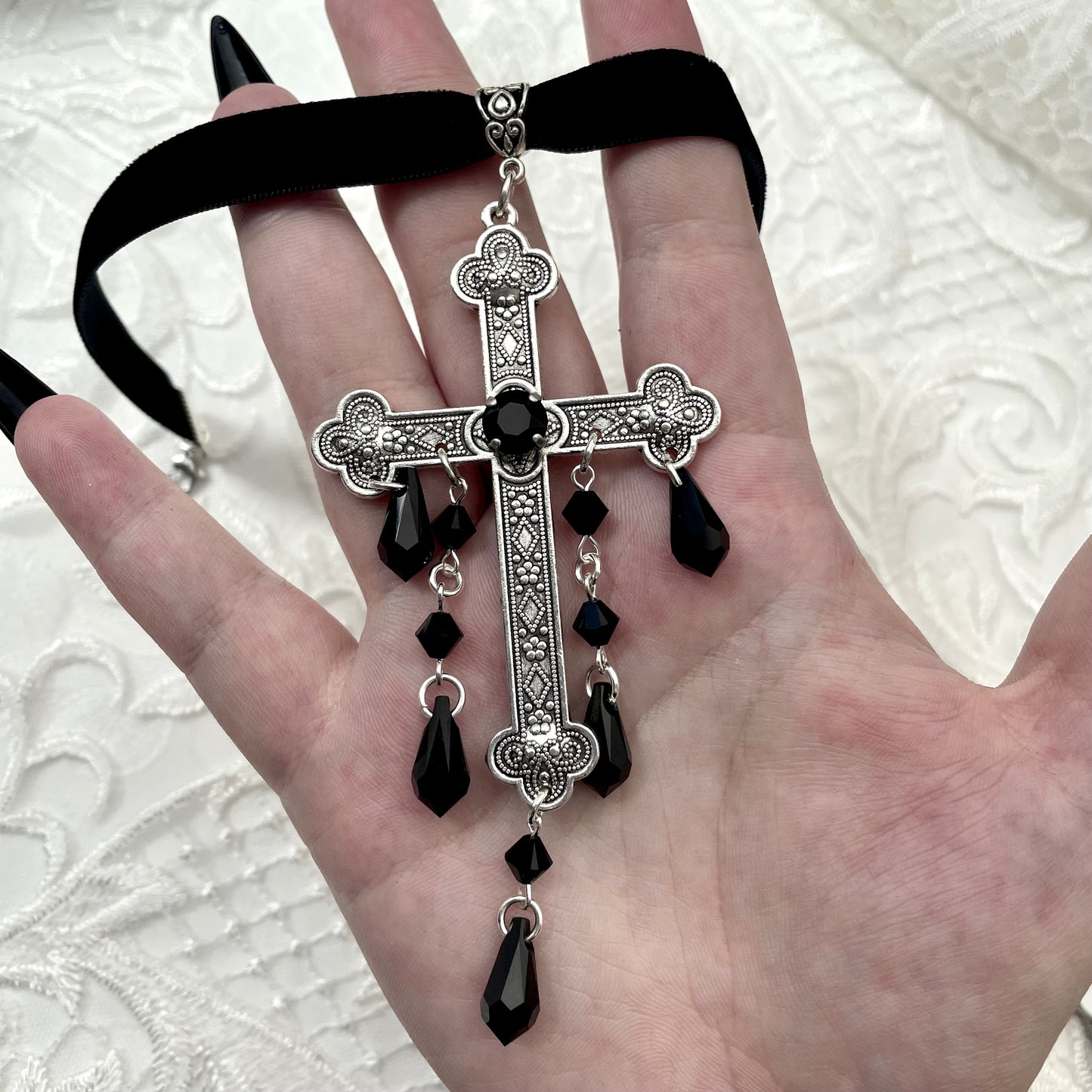 'Sacred' Choker (Death Black)