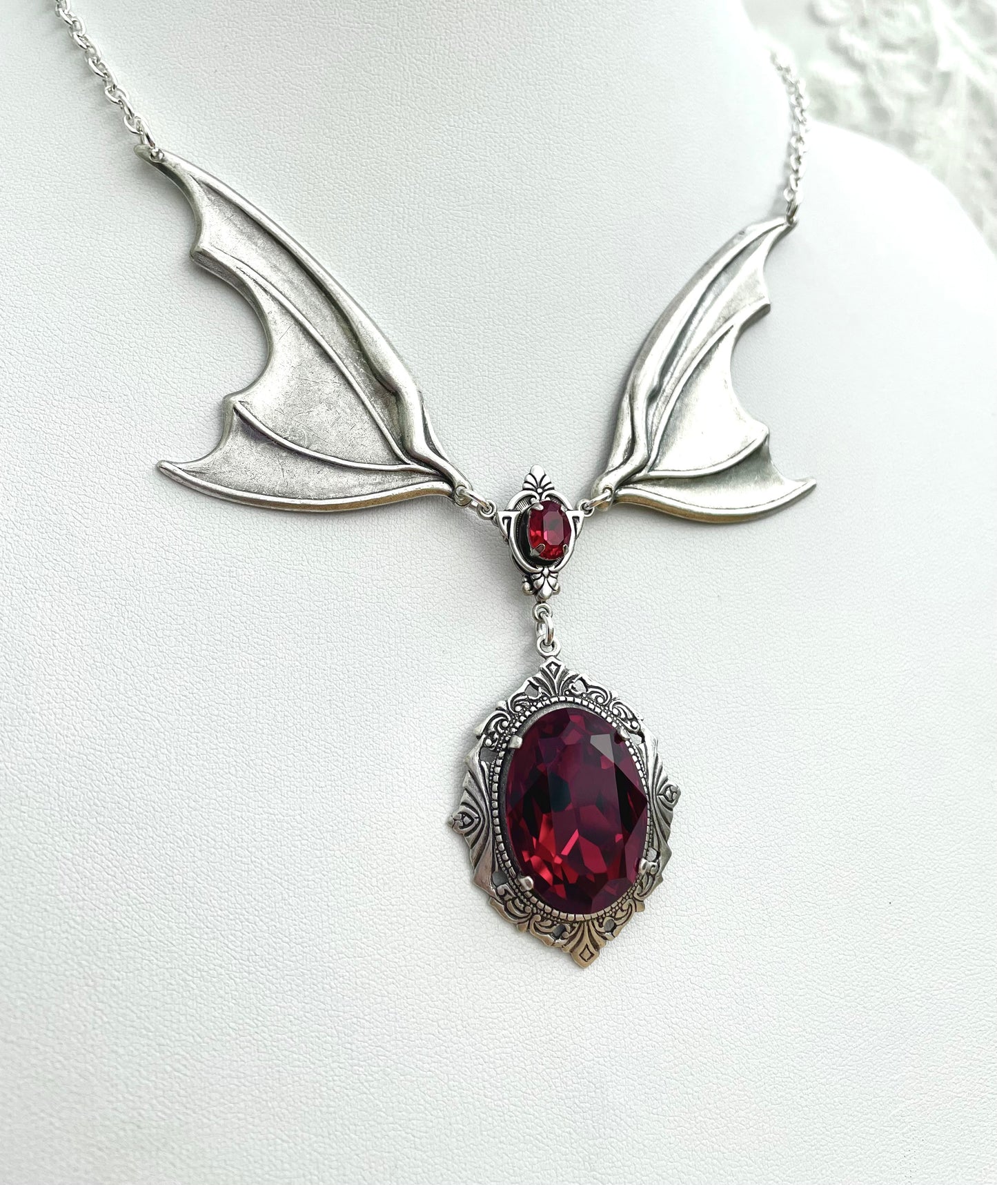 'Carmilla' Necklace (Blood Red)