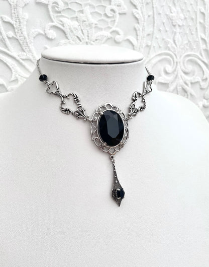 'Vladamina' Necklace (Death Black)