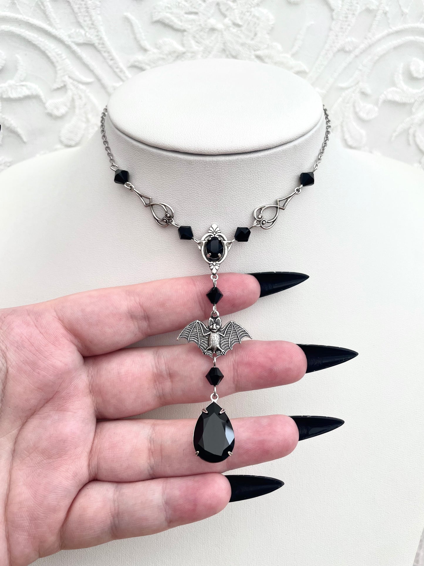 'Helena' Necklace (Death Black)