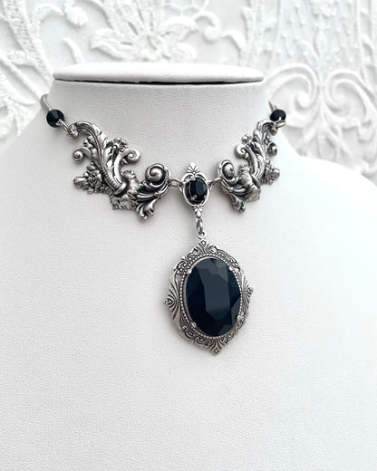 'Aurora' Necklace (Death Black)