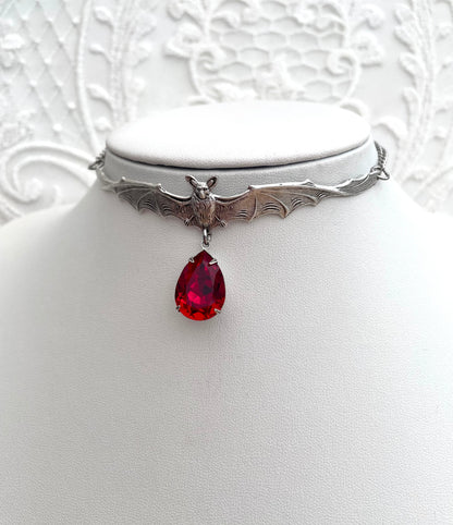 'Eternal Twilight' Necklace (Blood Red)