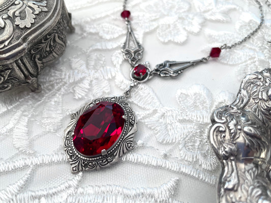 'Mortem' Necklace (Blood Red)