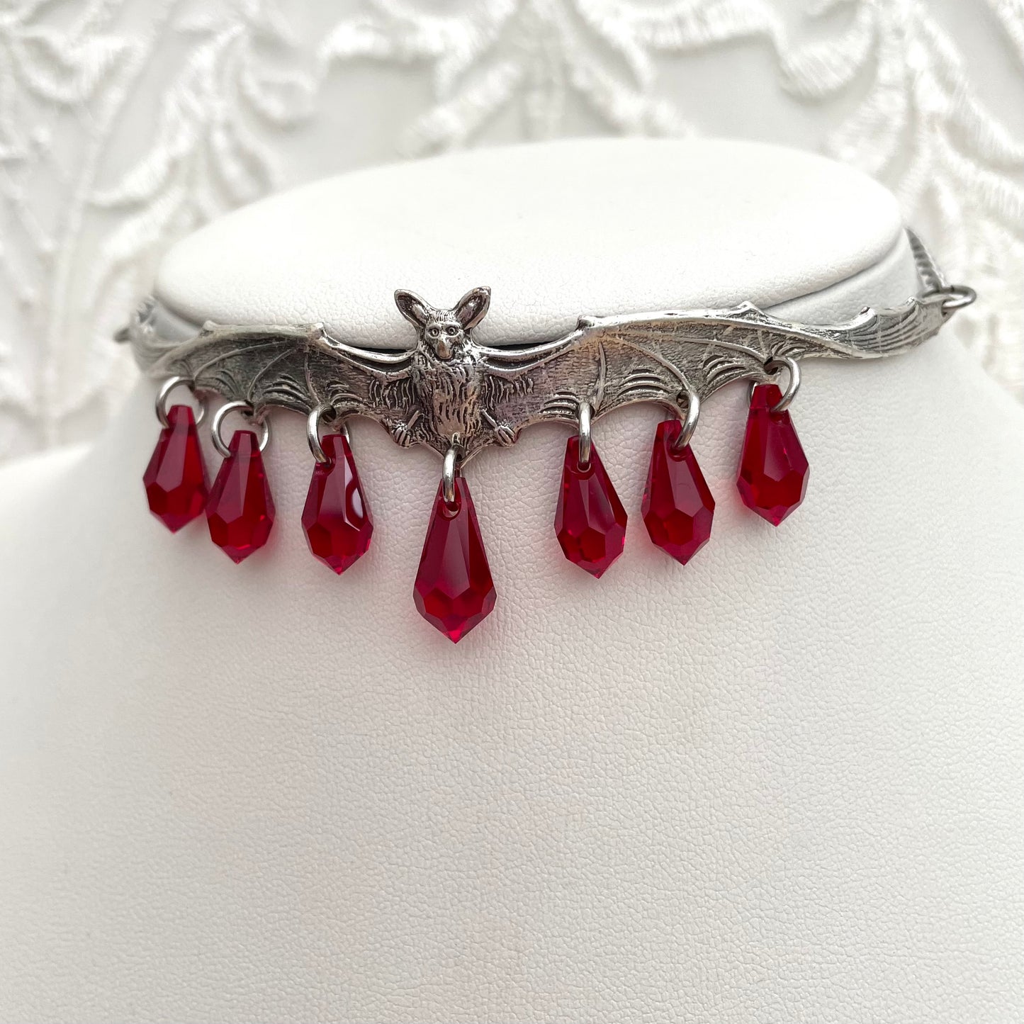 'Twilight's Kiss' Necklace (Blood Red) *Revamped*