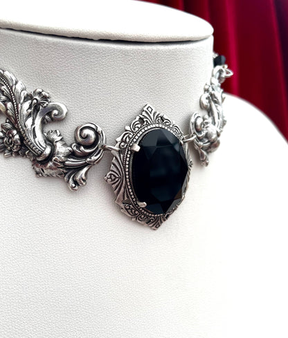 'Aurora II' Necklace (Death Black)