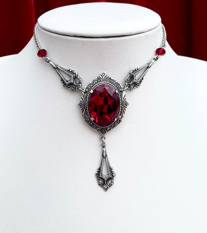 'Dracula's Kiss' Necklace (Blood Red) *REVAMP*