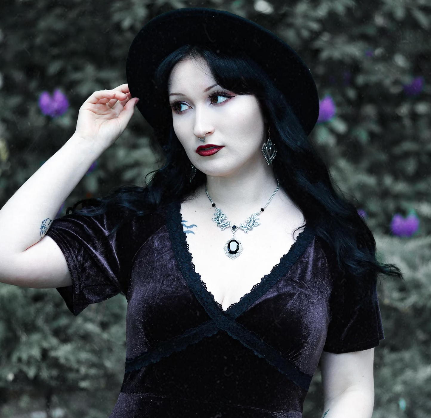 'Aurora' Necklace (Death Black)