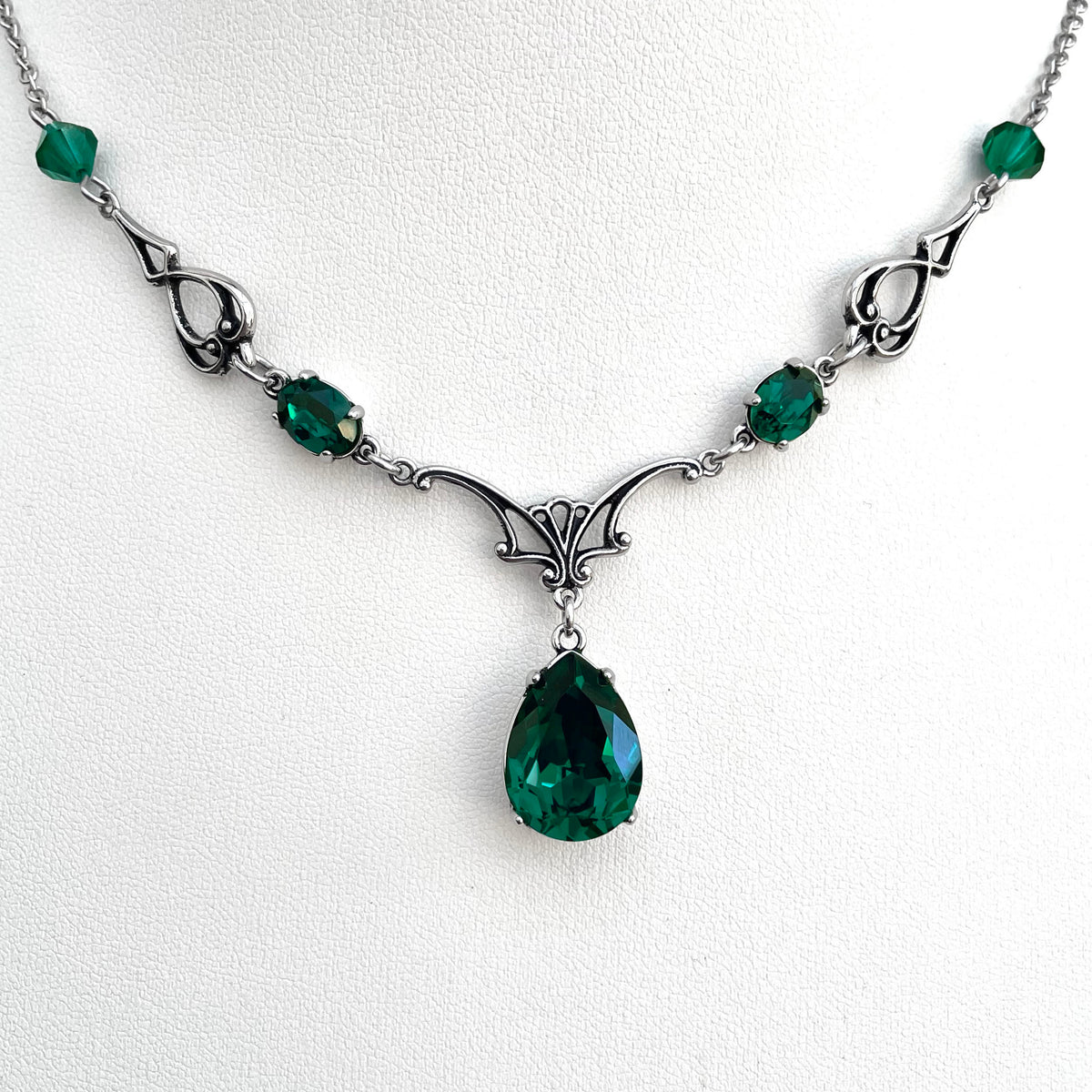 'Vesper' Necklace - Poison Emerald
