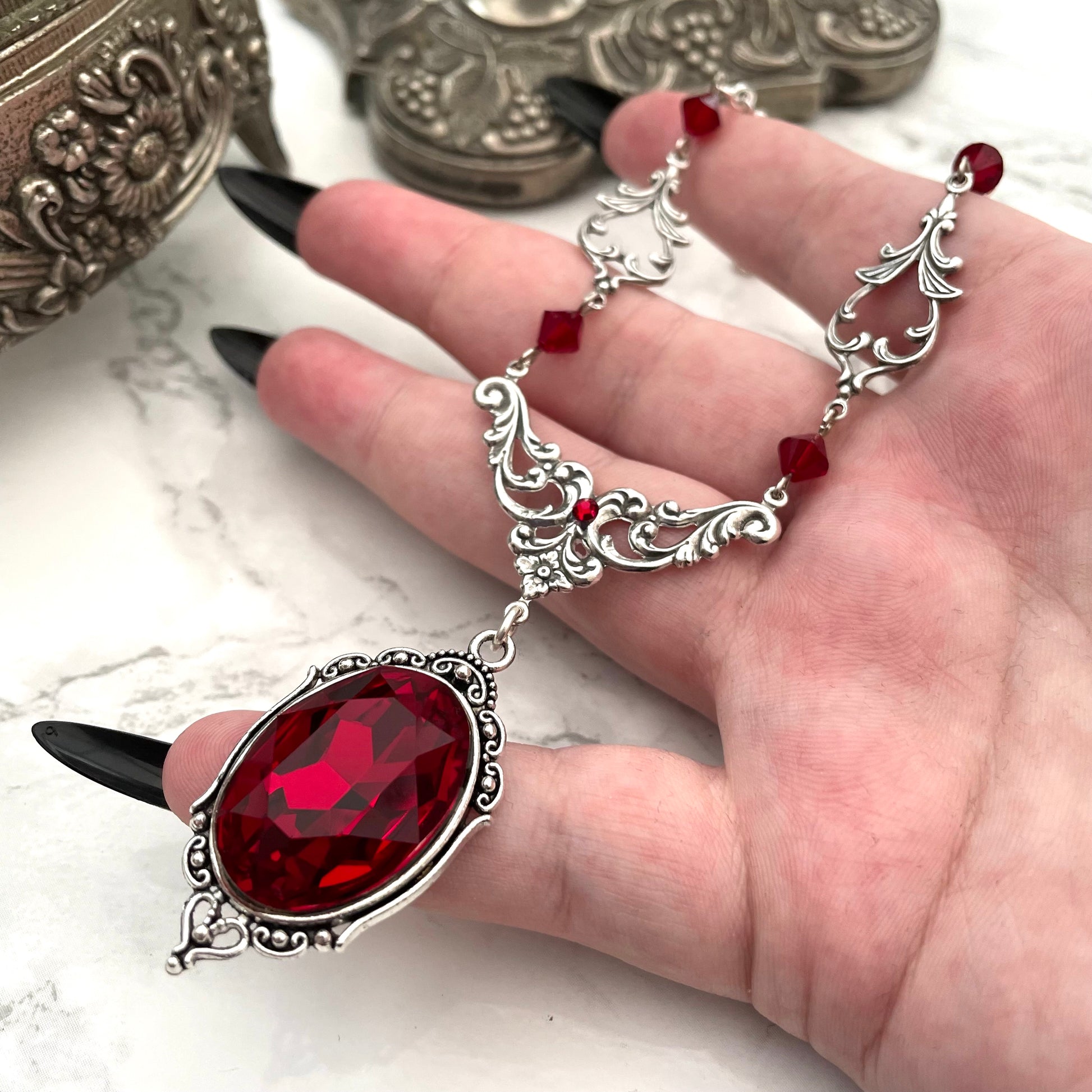 Gothic drop necklace, red drop necklace, necklace with red drops, silver necklace with drops, gothic necklace, goth necklace, goth jewellery, goth jewelry, vampire necklace, vampire choker, vampire drop necklace, blood drop necklace, blood drop choker, bl