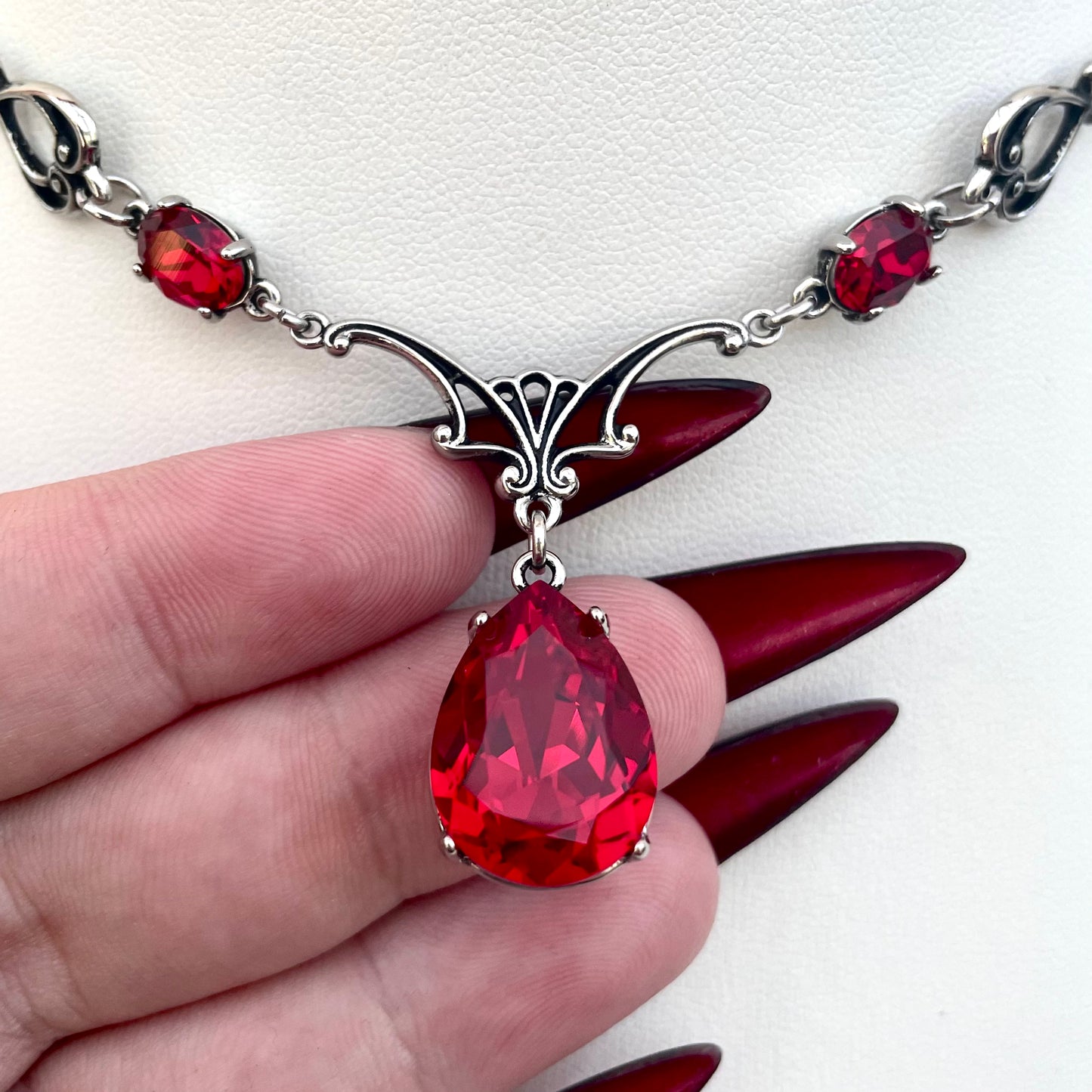'Vesper' Necklace - Blood Red