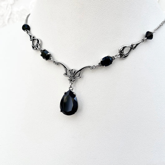 'Vesper' Necklace - Death Black