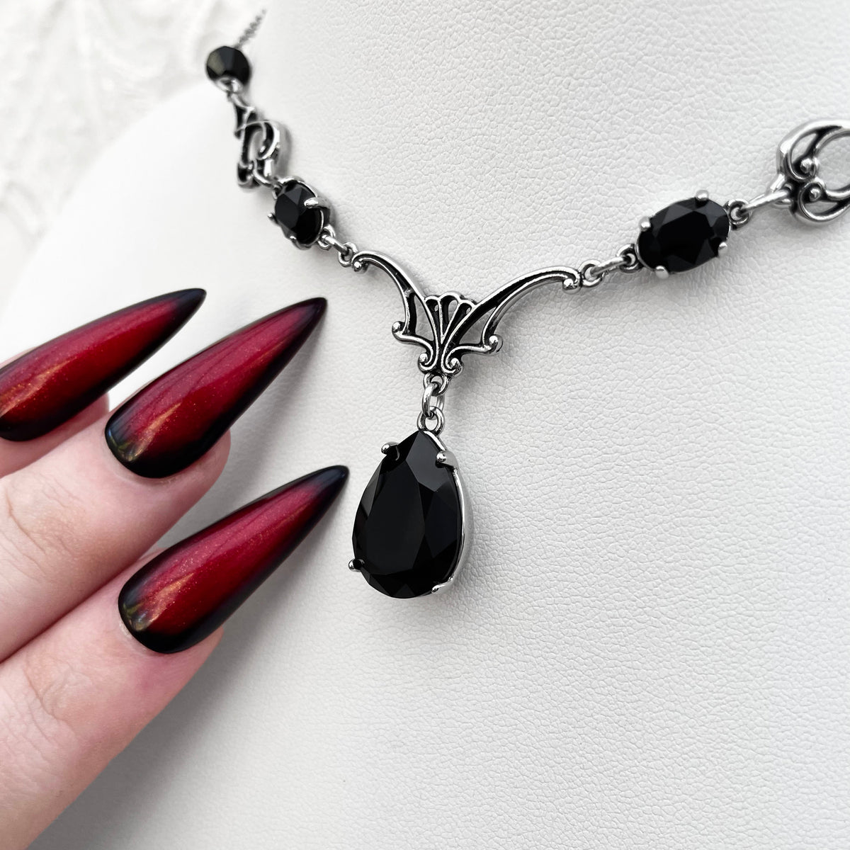 'Vesper' Necklace - Death Black