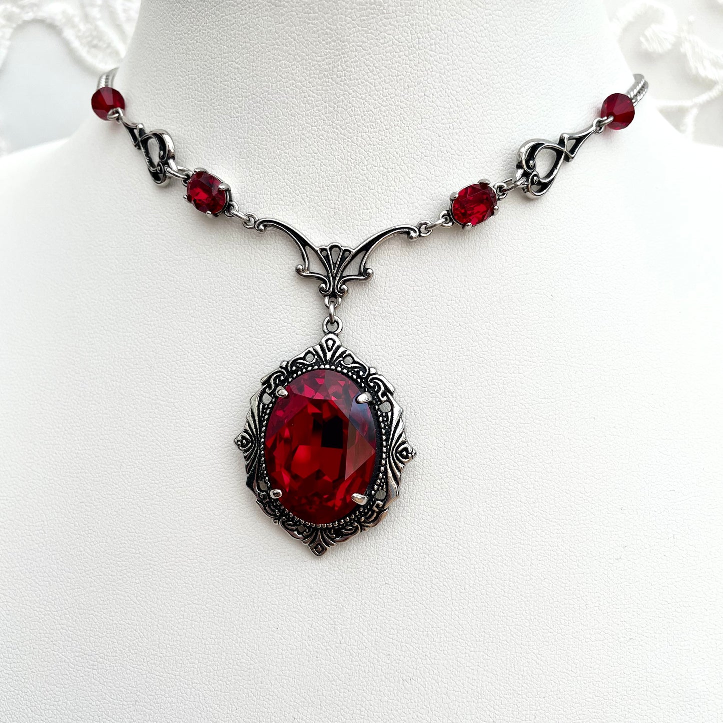 'Requiem' Necklace (Blood Red)
