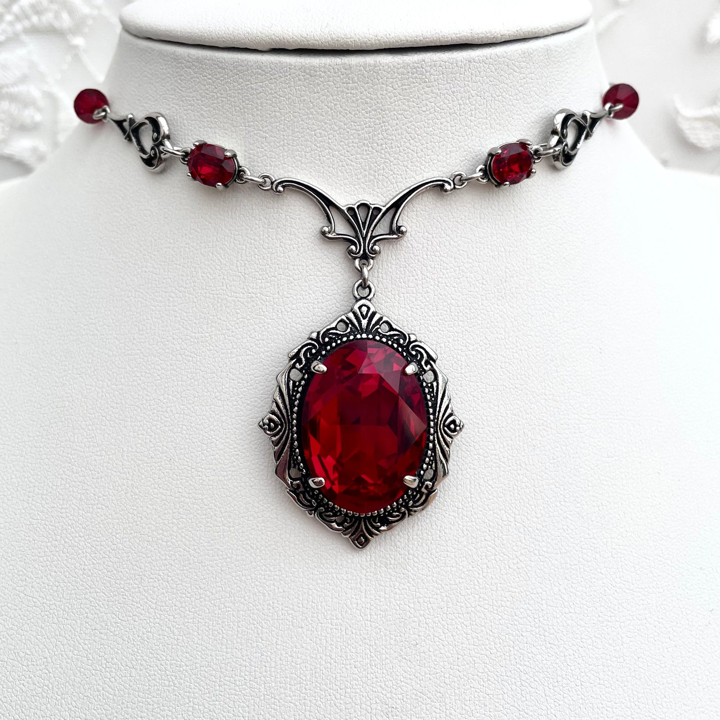 'Requiem' Necklace (Blood Red)