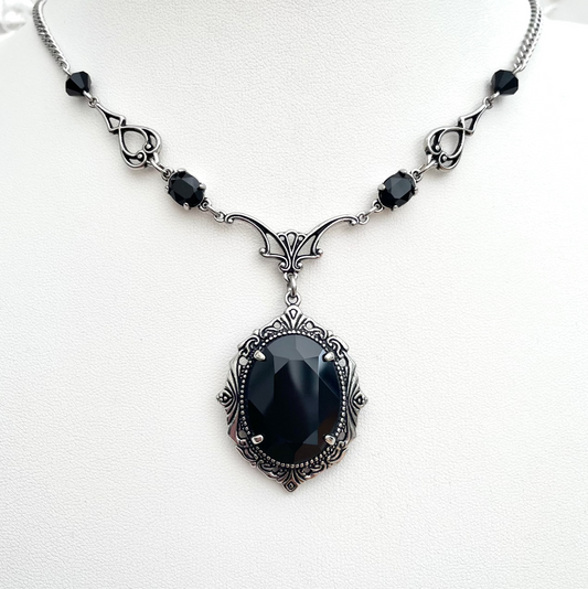 'Requiem' Necklace (Death Black)