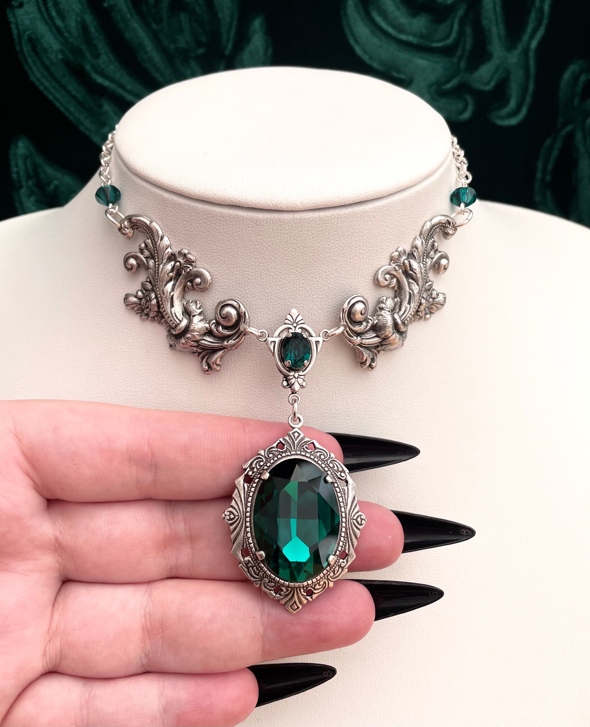Emerald necklace, gothic emerald necklace, green and silver necklace, Slytherin necklace, Slytherin jewellery, Slytherin jewelry, victorian gothic necklace, victorian goth, victorian gothic necklace green, green gothic necklace, necklace with green jewels