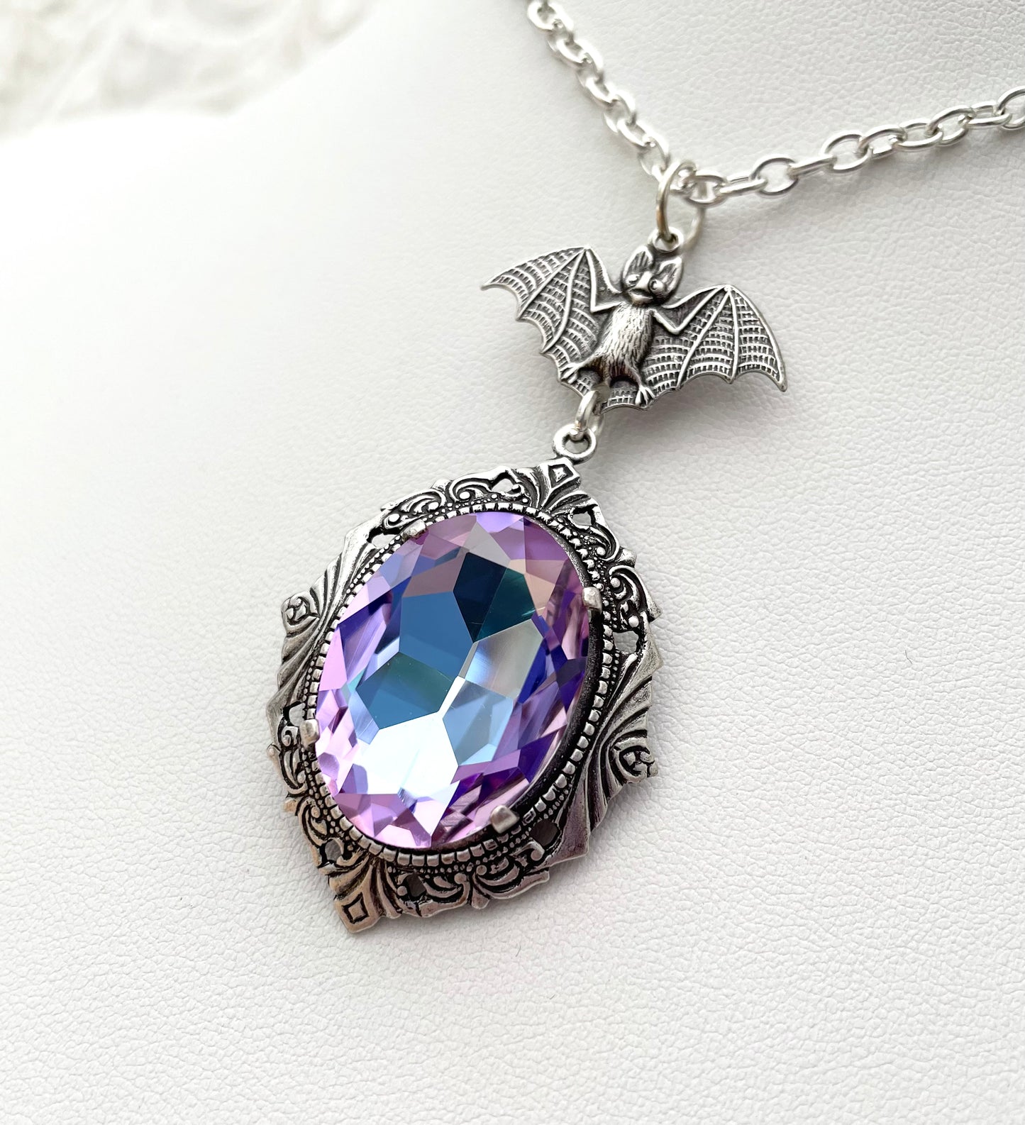 'Crypt' Necklace (Lavender Ombre)