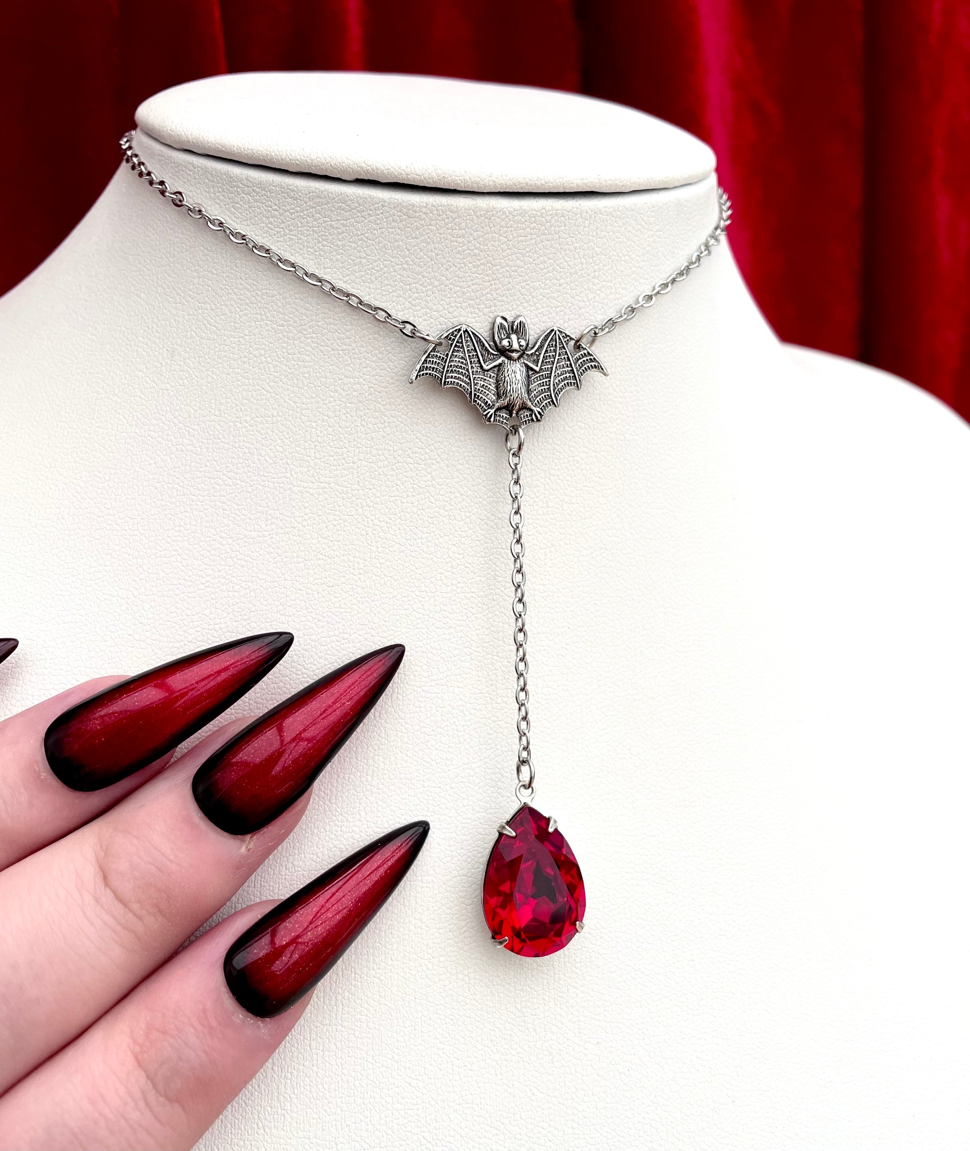 Y sales necklace choker