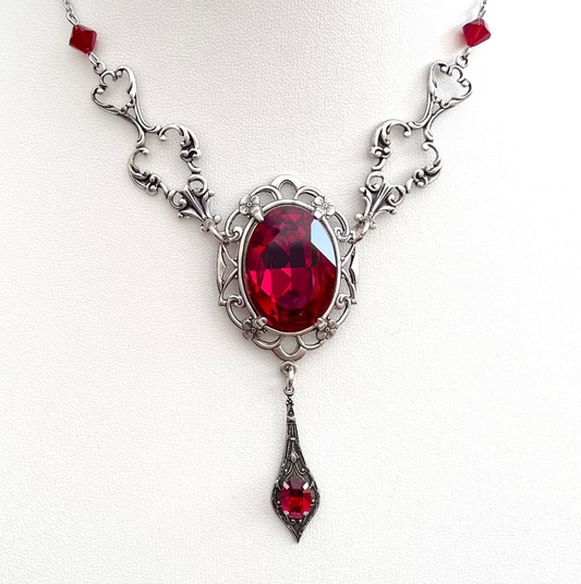 'Vladamina' Necklace (Blood Red)