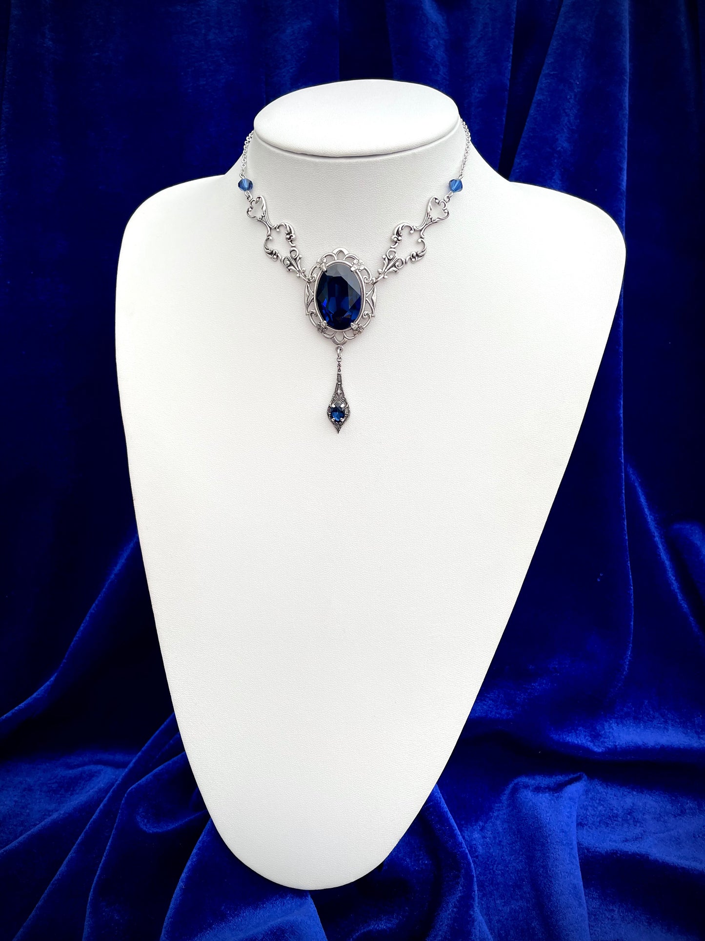 'Vladamina' Necklace (Oceans of Time Blue)
