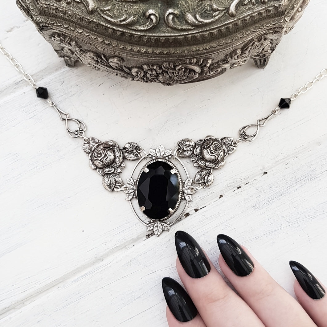 'Ophelia' Necklace (Death Black)