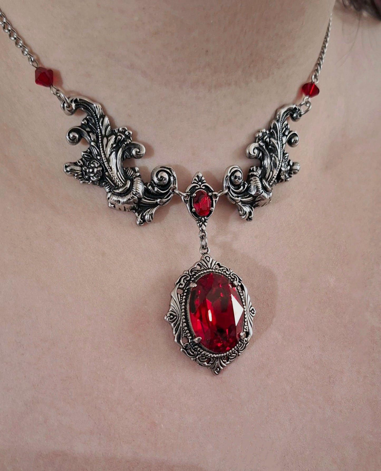 'Aurora' Necklace (Blood Red)