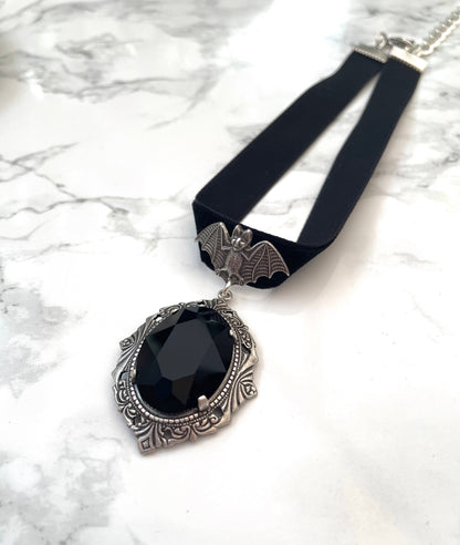 'Crypt' Choker (Death Black)