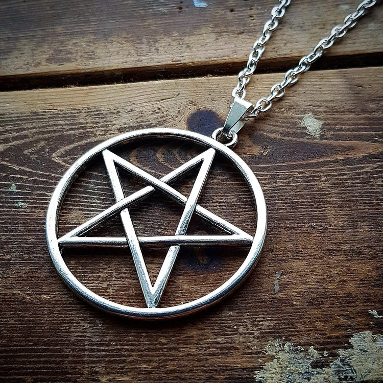 Necklace pentagram hotsell